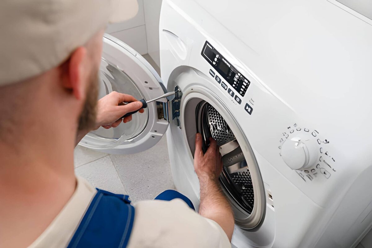 mi lavadora no centrifuga pero si tira el agua