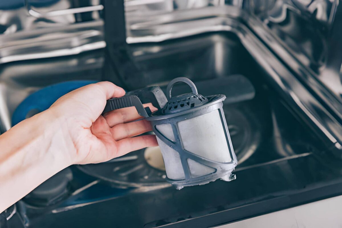 por qué el lavavajillas no desagua