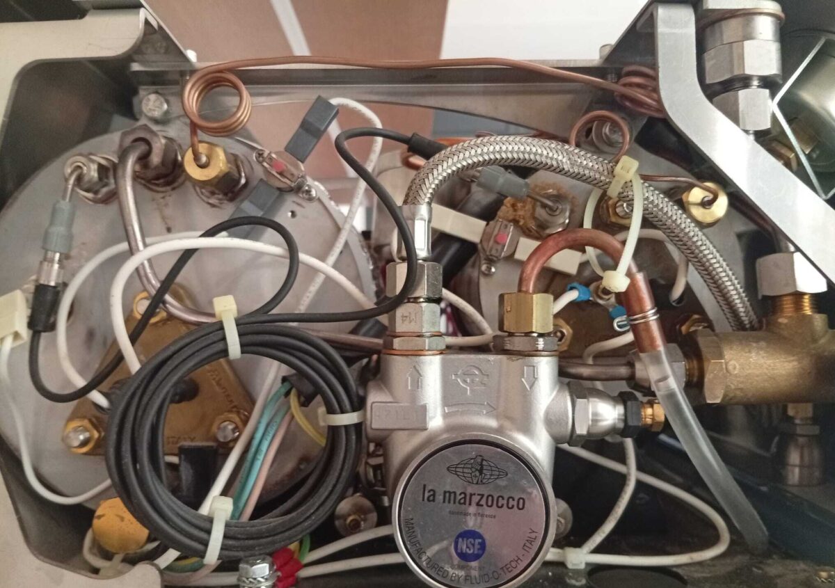 reparación cafetera la marzocco